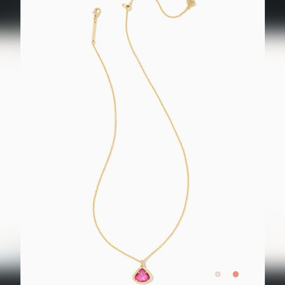 NWT Kendra Scott Kendal Gold Pendant Necklace in Iridescent Orchid Illusion - Picture 2 of 8